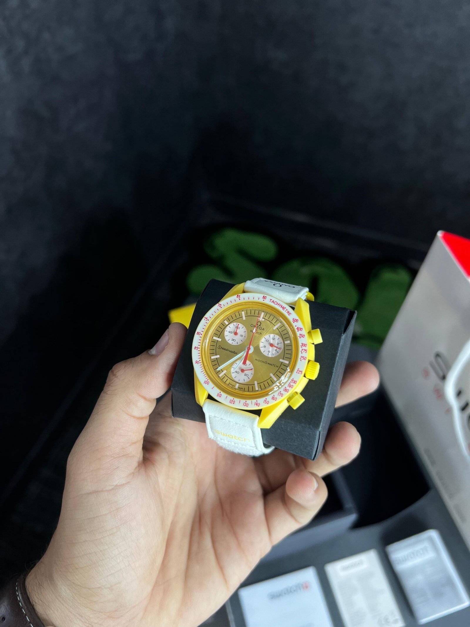 Swatch X Omega Bioceramic Moonswatch Mission To The Moon Sun With Kit - Image 4