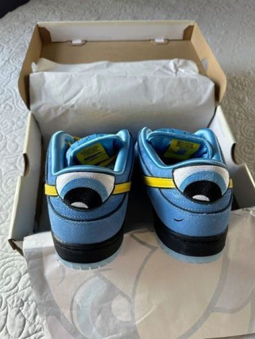 NIKEE SB DUNK LOW THE POWER PUFF BUBBLES - Image 2
