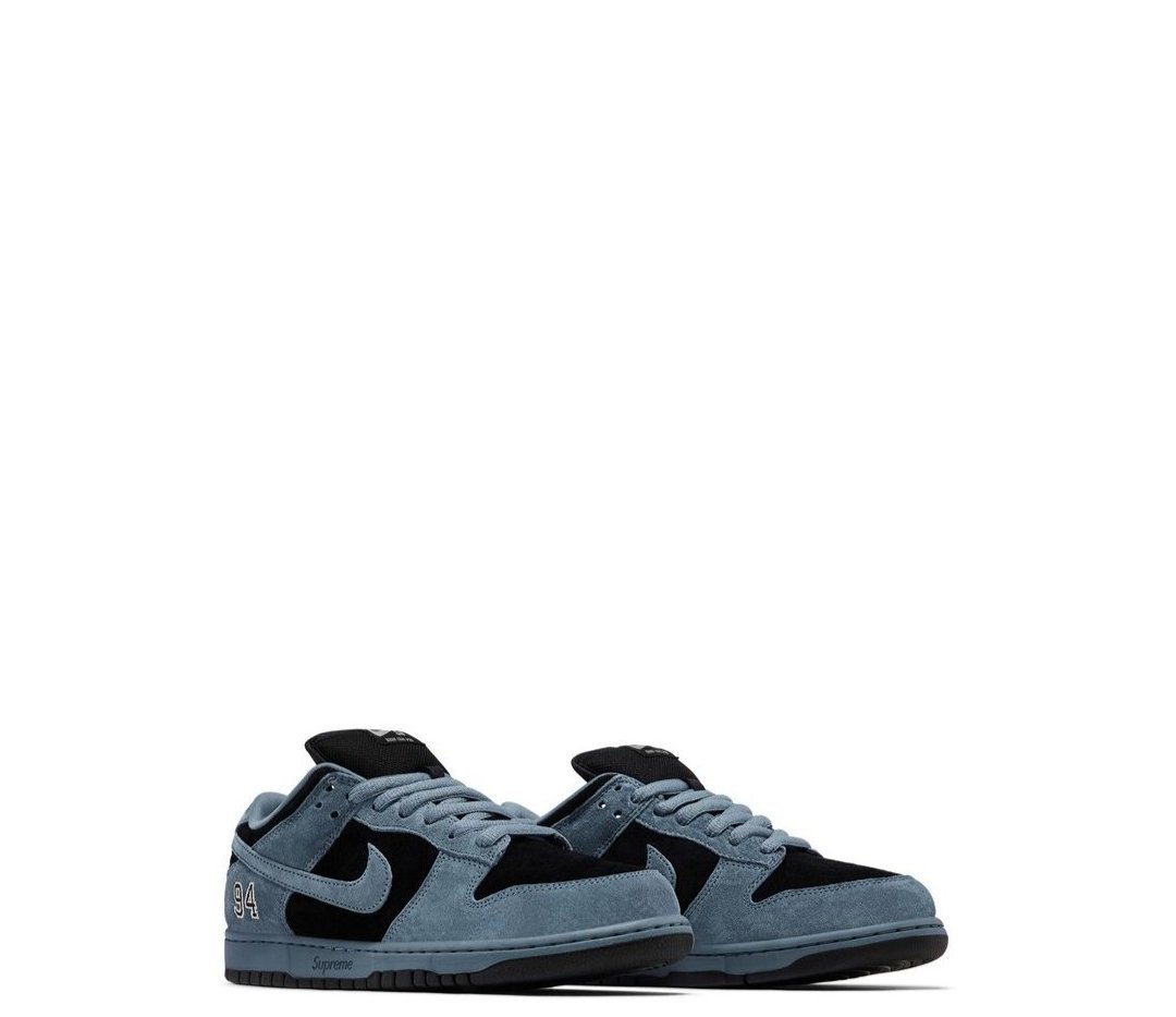 Supreme x Nike Dunk Low SB 'Ocean Fog' - Image 2