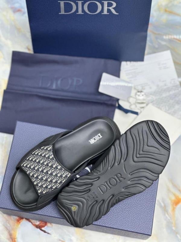 Dior_Oblique_Premium_Flipflop_With_Box - Image 3