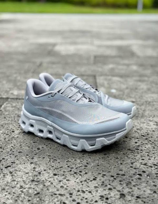 On x Post Archive Faction (PAF) Cloudmonster Hype Grey