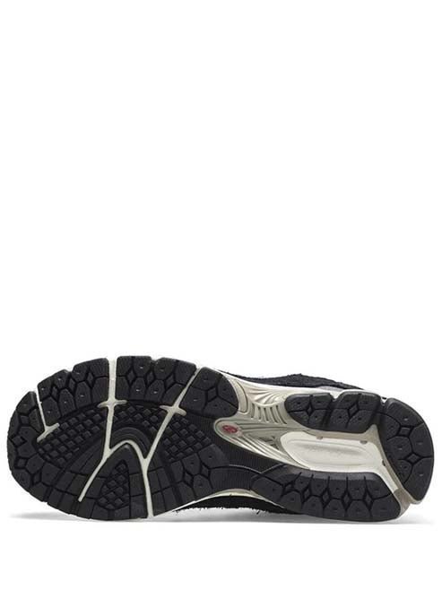 New balance 2002 R protection pack BLACK GREY - Image 4