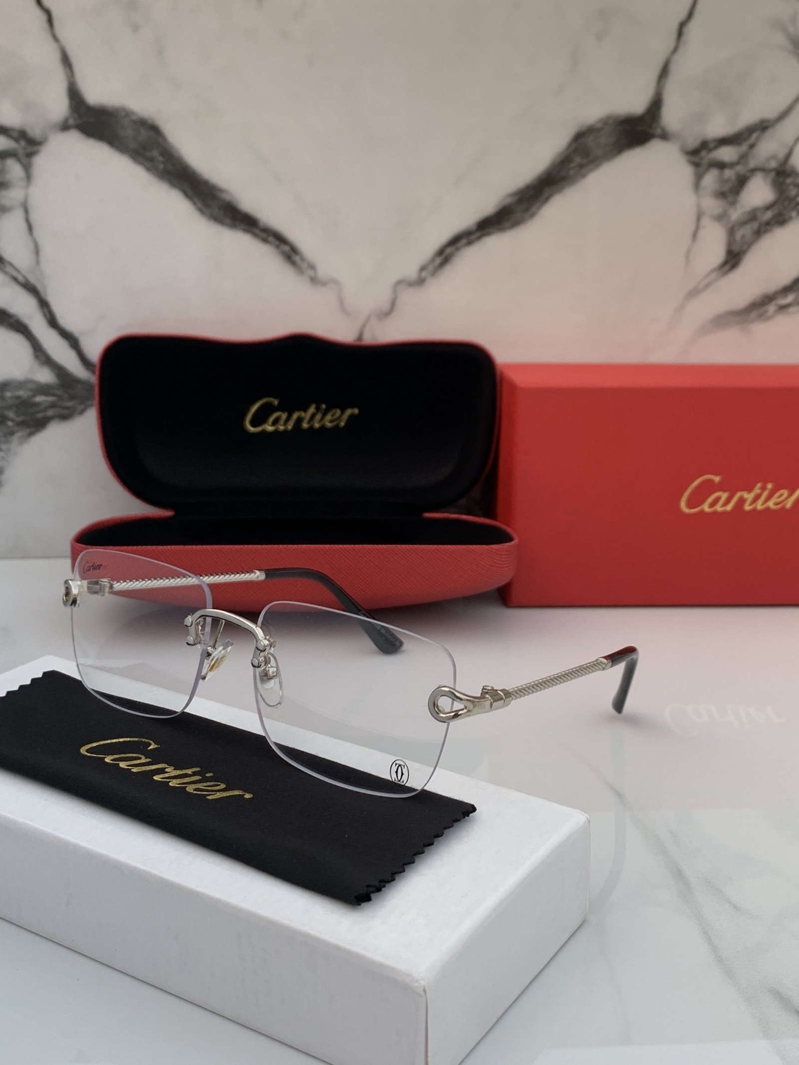 Branded Sunglasses 246_silver_plano (With Original Kit) - Image 4