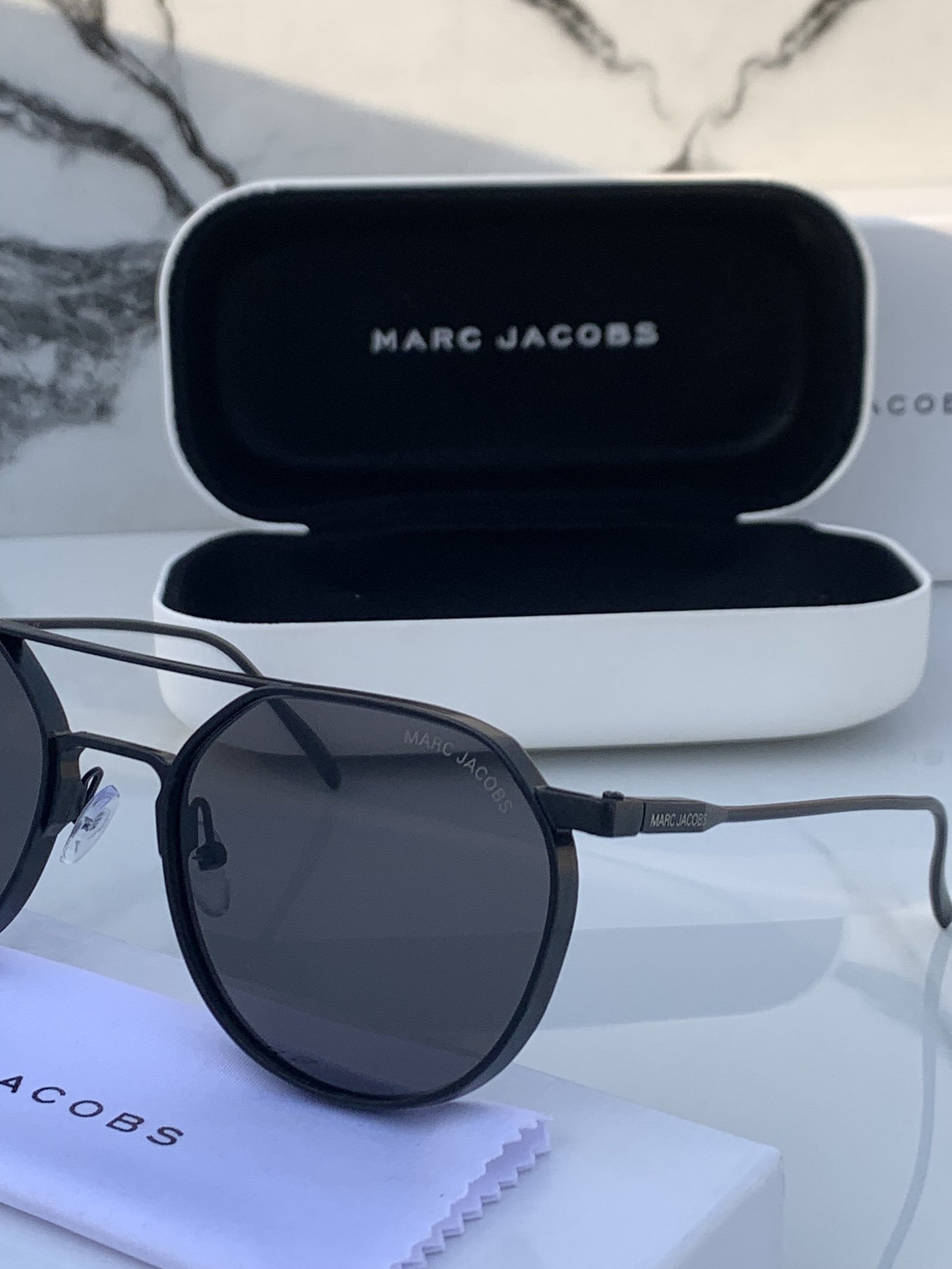 Branded Mj Metal Frame Full Black Sunglasses (With Original Kit) - Image 3