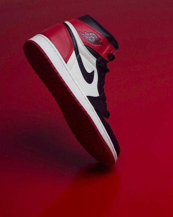 Air Jordan 1 Retro High OG Bred Toe Red TOP BATCH UA - Image 2