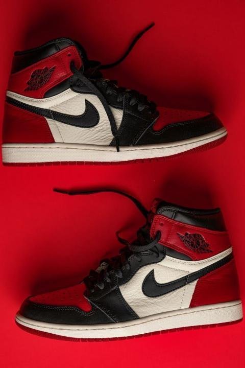 Air Jordan 1 Retro High OG Bred Toe Red TOP BATCH UA - Image 3