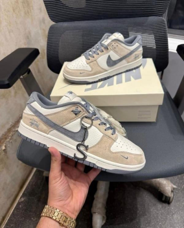 dunk low x stusy rice white carbon 384 TOP BATCH UA - Image 4