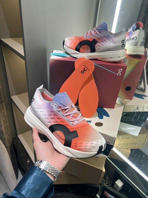 On Cloud Boom Strike Prism Capsule TOP BATCH UA - Image 2