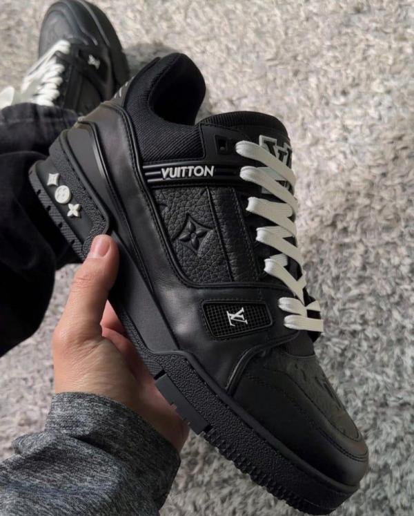 Louis Vuiton Trainer Black Embossed Monogram TOP BATCH UA - Image 2