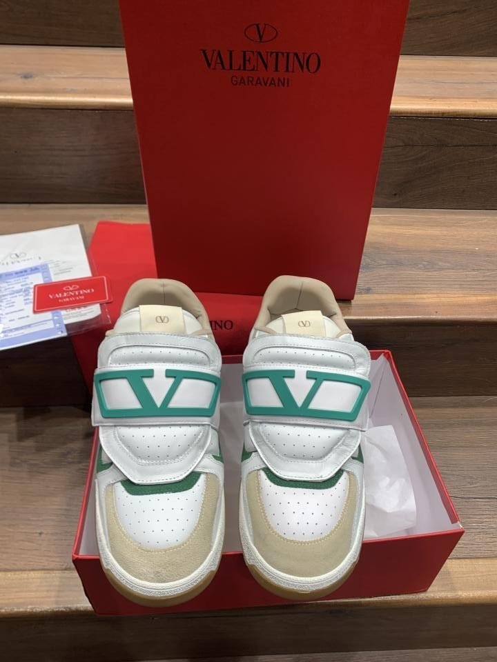VALENTINO GARAVANI JOIE DE JOUER LEATHER SNEAKER TOP BATCH UA - Image 5
