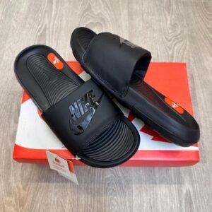 Nike Victori One All Black Flip-Flop