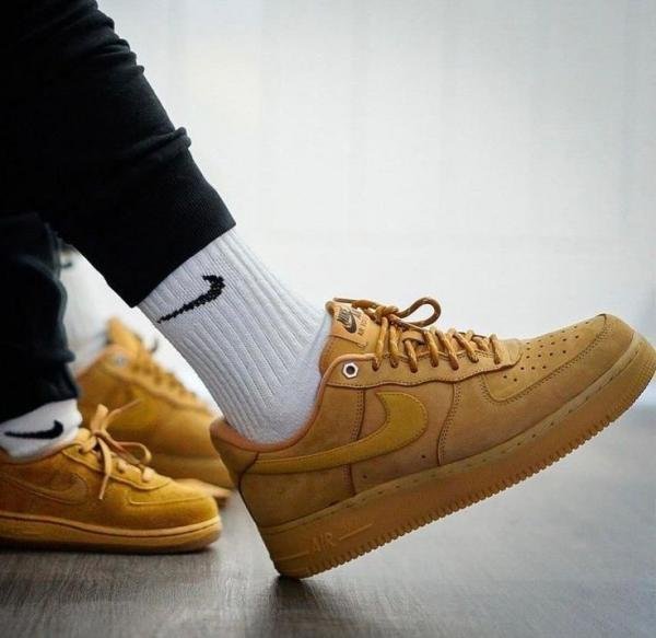 AIRFORCE 1 0.7 LOW FLEX BROWN SEMI UA WHEAT TOP BATCH UA - Image 3
