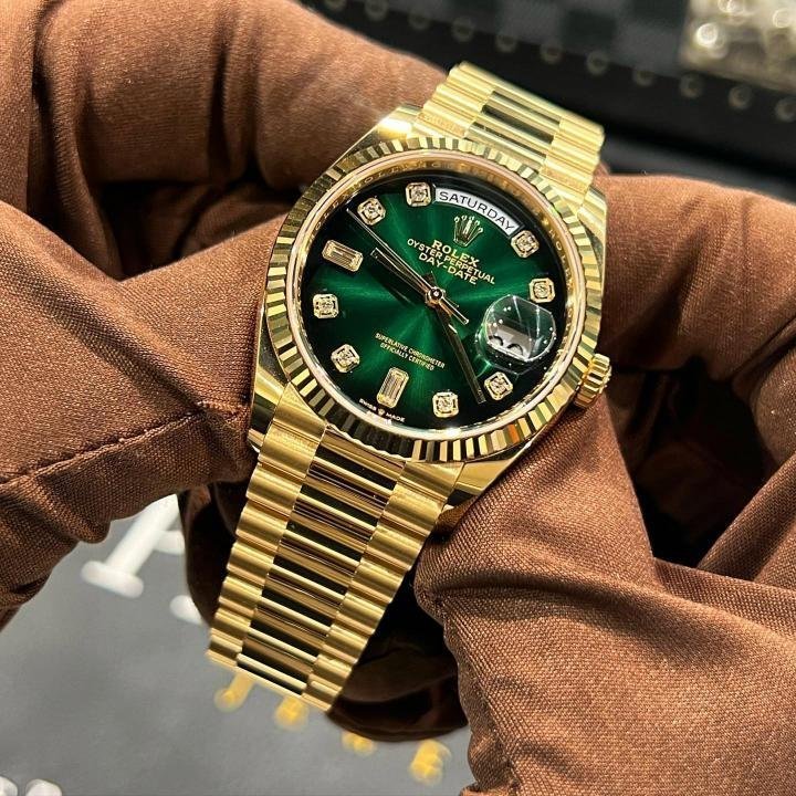 Rolex Oyster Perpetual Day Date 40 Battery - Image 2