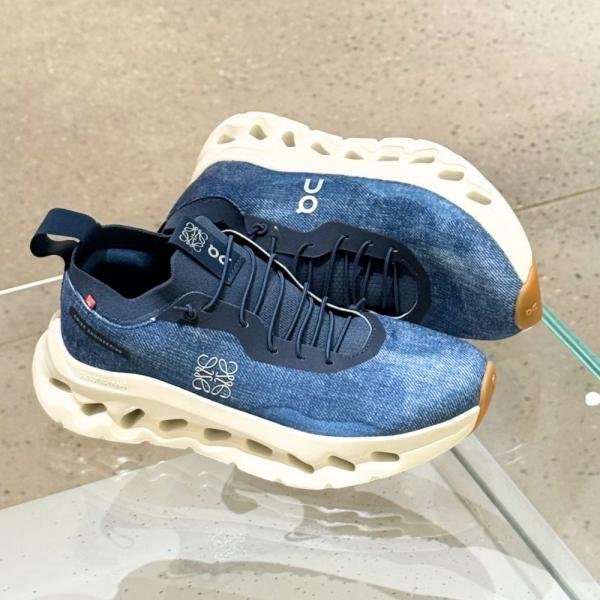Loewe x On Cloudtilt Blue Denim Running TOP BATCH UA - Image 5