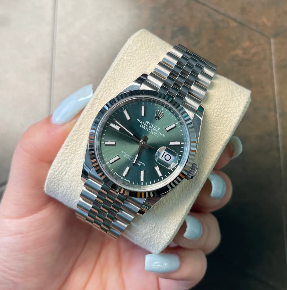 Rolex Date just 36 green dial - Image 2