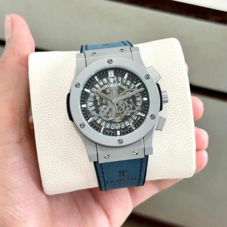 Hublot Big Bang Calendar Watch Blue. - Image 2