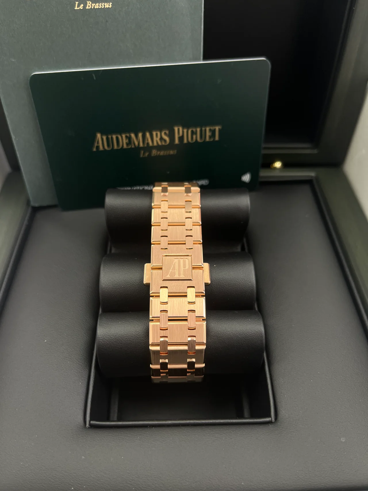 Audemars Piguet Royal Oak Chronograph - Image 5