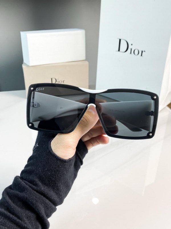 Dior White 7812 - Image 7