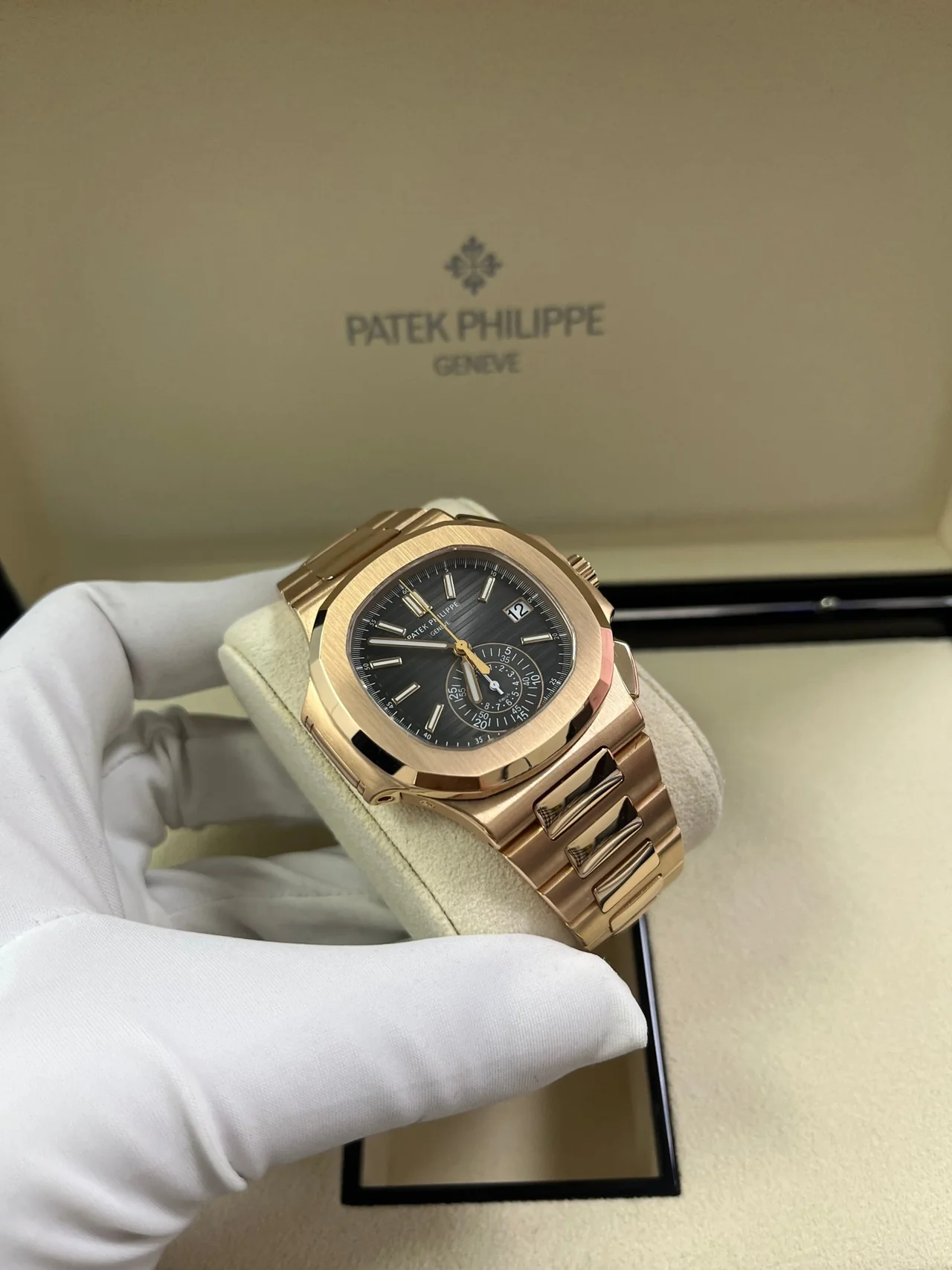 Patek Philippe Nautilus Rose Gold/ Black Gradient Dial - Image 9
