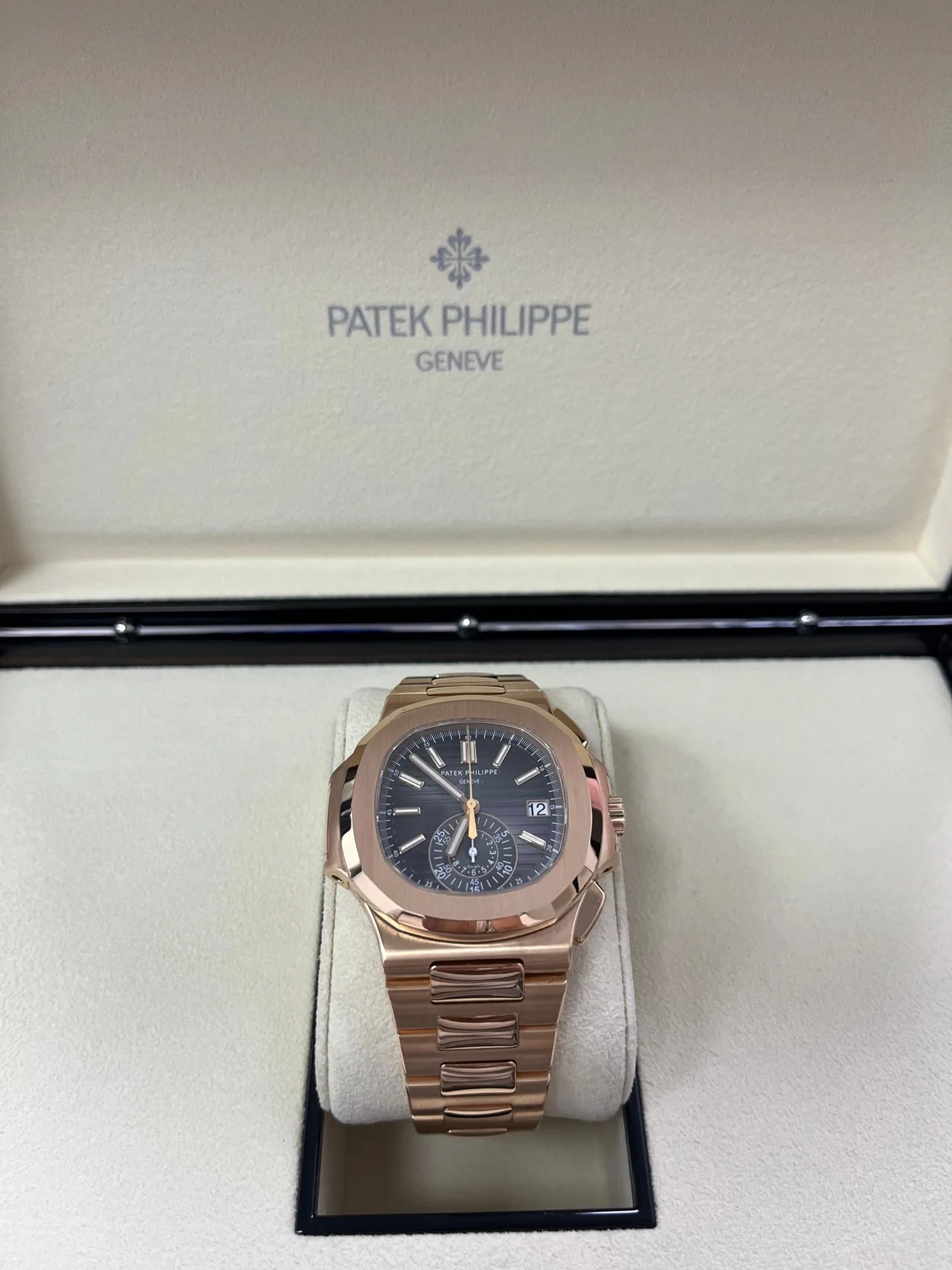 Patek Philippe Nautilus Rose Gold/ Black Gradient Dial - Image 7
