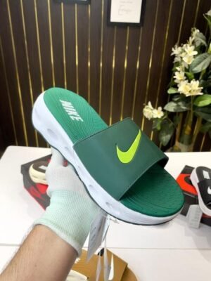 Nike Comfortride Slide