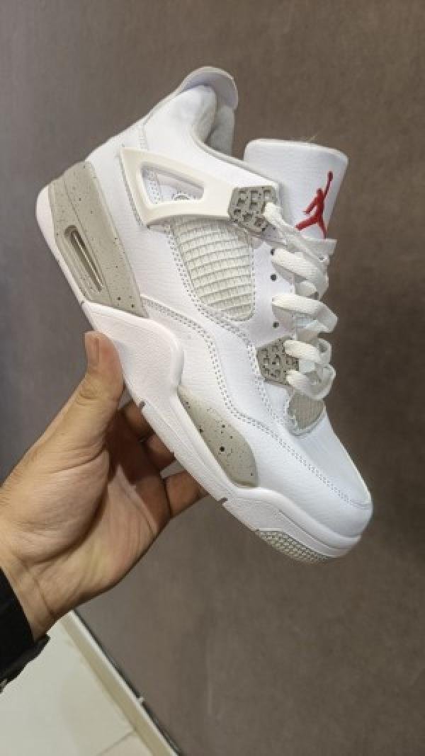 Nike-Air-jordan-4-white-oreo