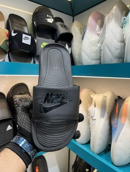 NIKE Victory Slide