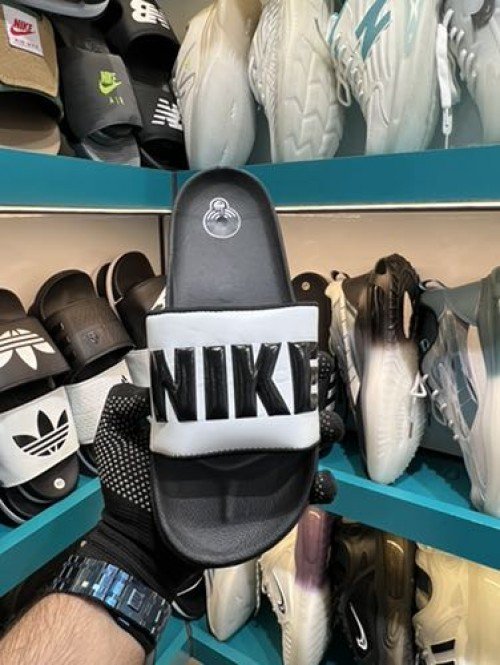 Nike Off Court Premium Slide