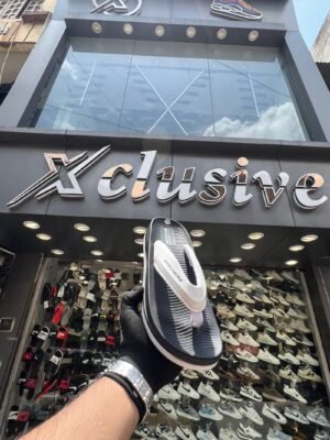 Skechers V-Shape Hyper Slides