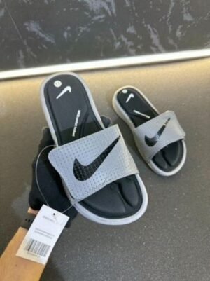 NIKE GREY COMFORT SLIDE