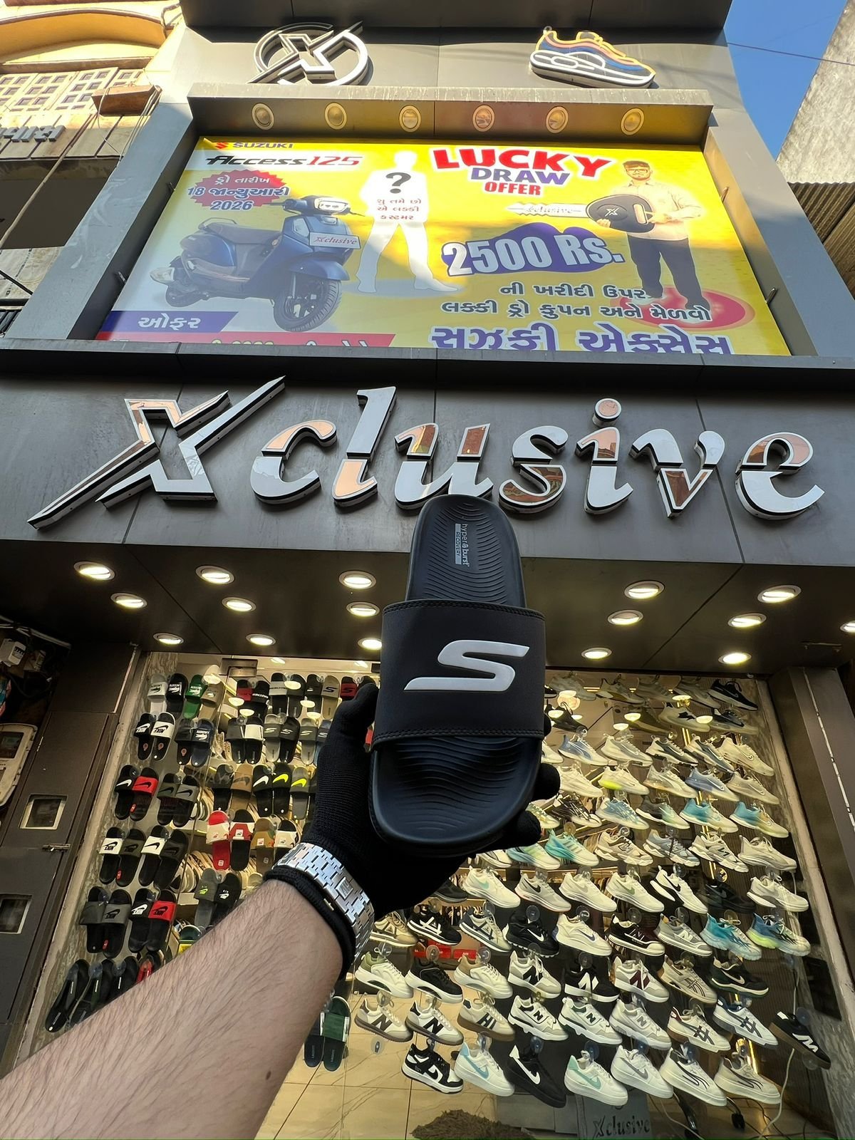 SKECHERS Men HYPER SLIDE