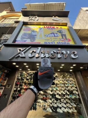 Nike Air Max Velcro Slides