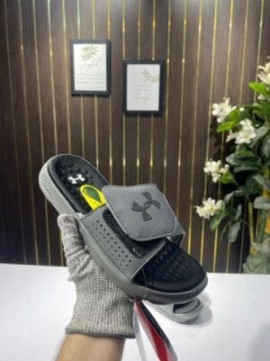 UNDER ARMOUR SOFT CUSHION SLIDE