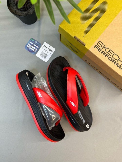 Skechers V-Shape Hyper Slides