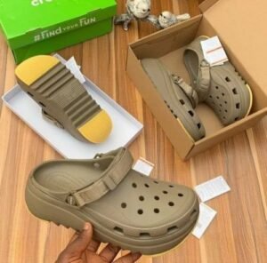 CROCS HIKER XSCAPE CLOG