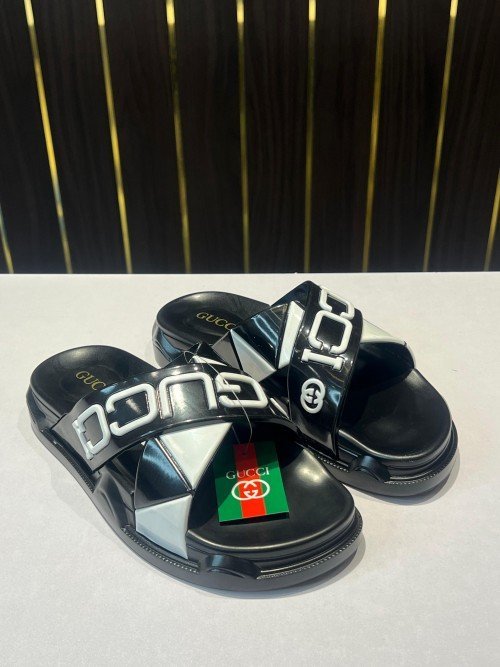 Guccii Italian Premium Logo Slide - Image 2