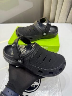 CROCS Yukon Men Clogs