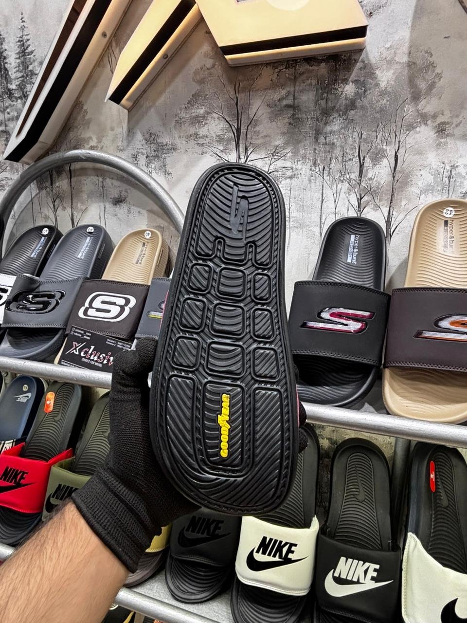SKECHERS HYPEBURST ULTRA COMFORT. - Image 3