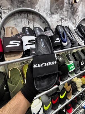 SKECHERS HYPEBURST ULTRA COMFORT.