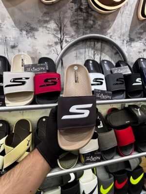 SKECHERS HYPEBURST ULTRA COMFORT.