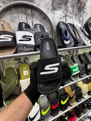 SKECHERS HYPEBURST ULTRA COMFORT.