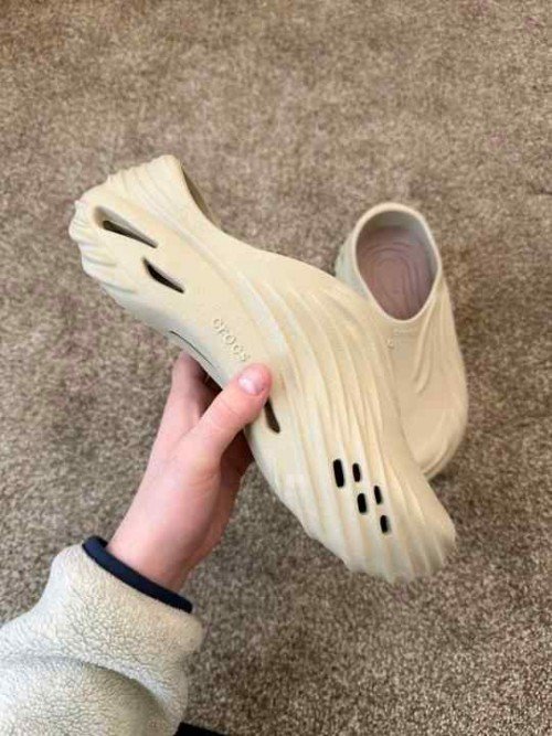 CrocsS Echo Wave Clogs Cream - Image 2