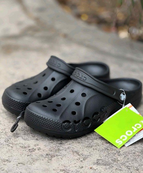 Crocss Baya Clogs Black - Image 2