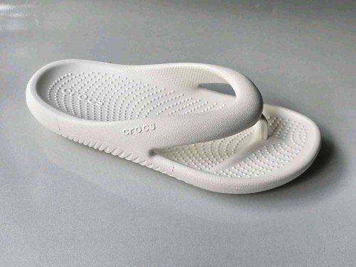 crocss MELLOW RECOVERY FLIP Flops Whites - Image 2