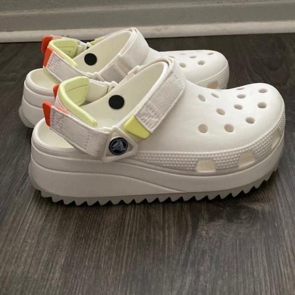 CROC_S HIKER CLOGS WHITE FOR MEN - Image 2
