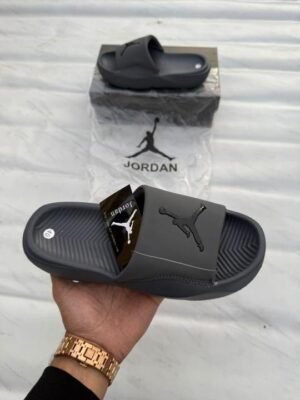 JORDAN
GREY