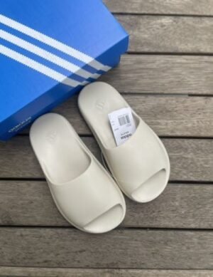 Adida_s Yeezy Kenya Slides Bone