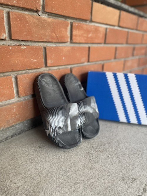 Adida_s Adilette 22 Black Oreo