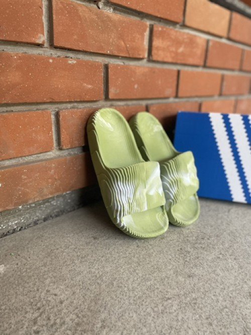 Adida_s Adilette 22 Magic Lime