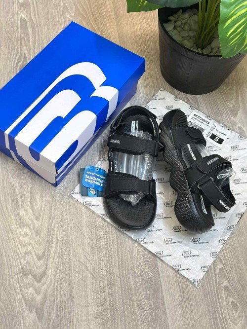 Skecher.s Massage Fit Adjustable Straps All Black Sports Sandal - Image 2